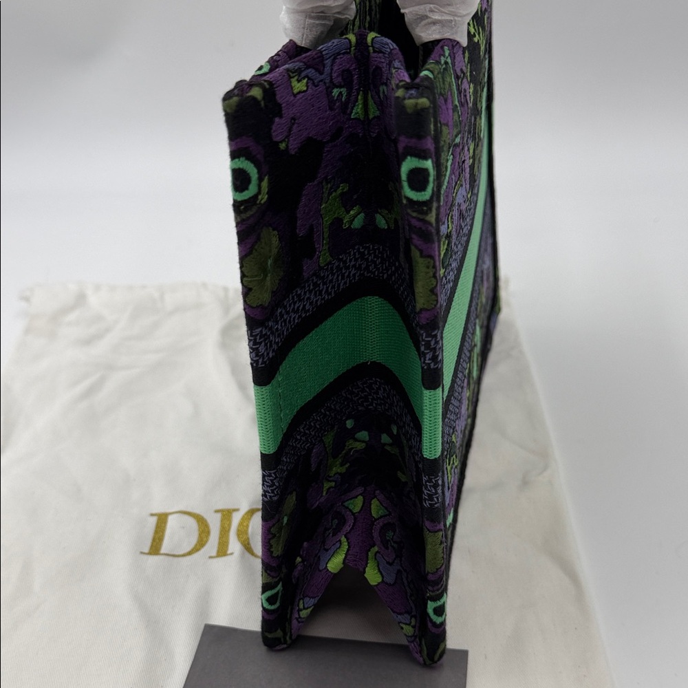 Small Book Tote - Picture 5 of 10